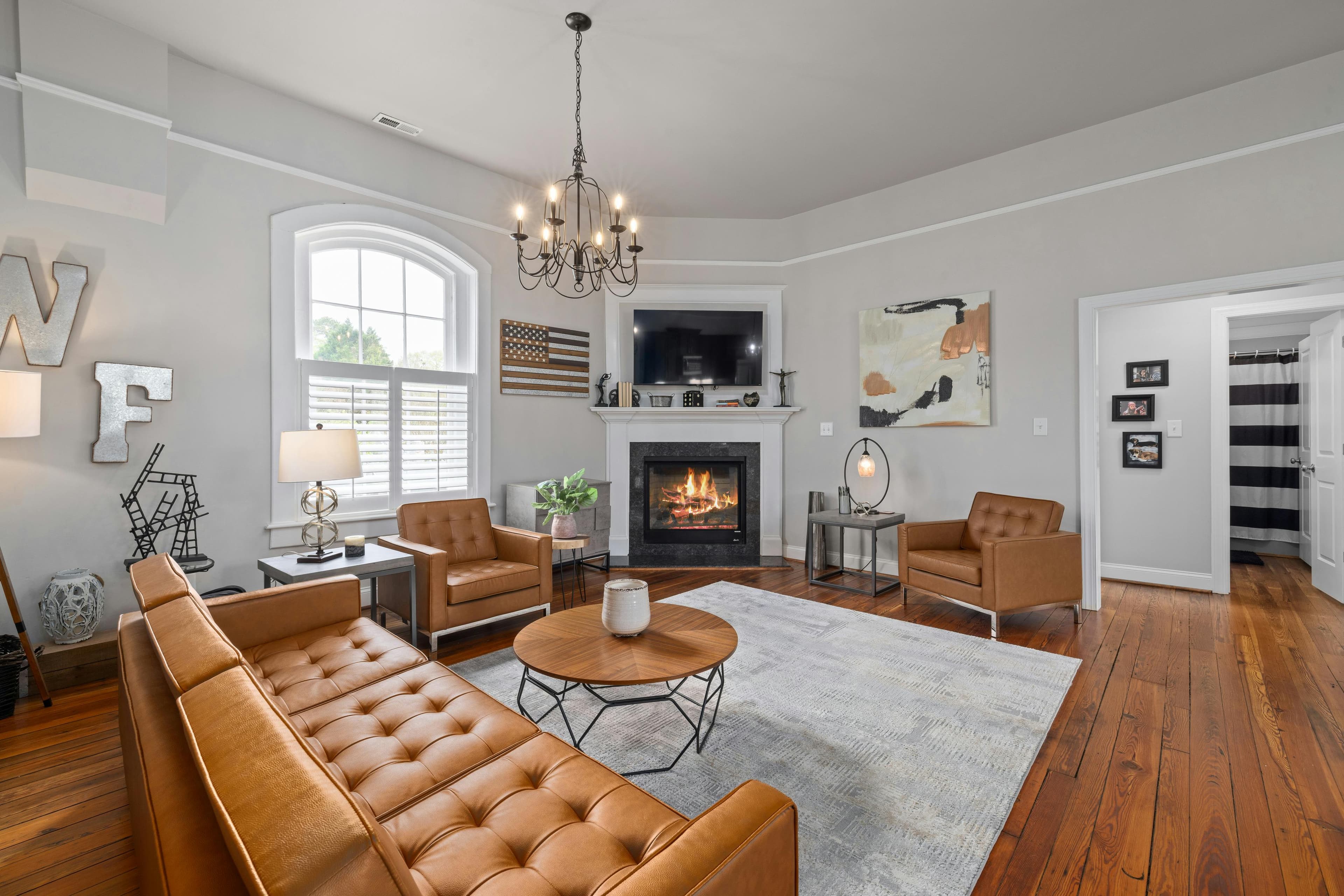 Inspiration image of a modern living room