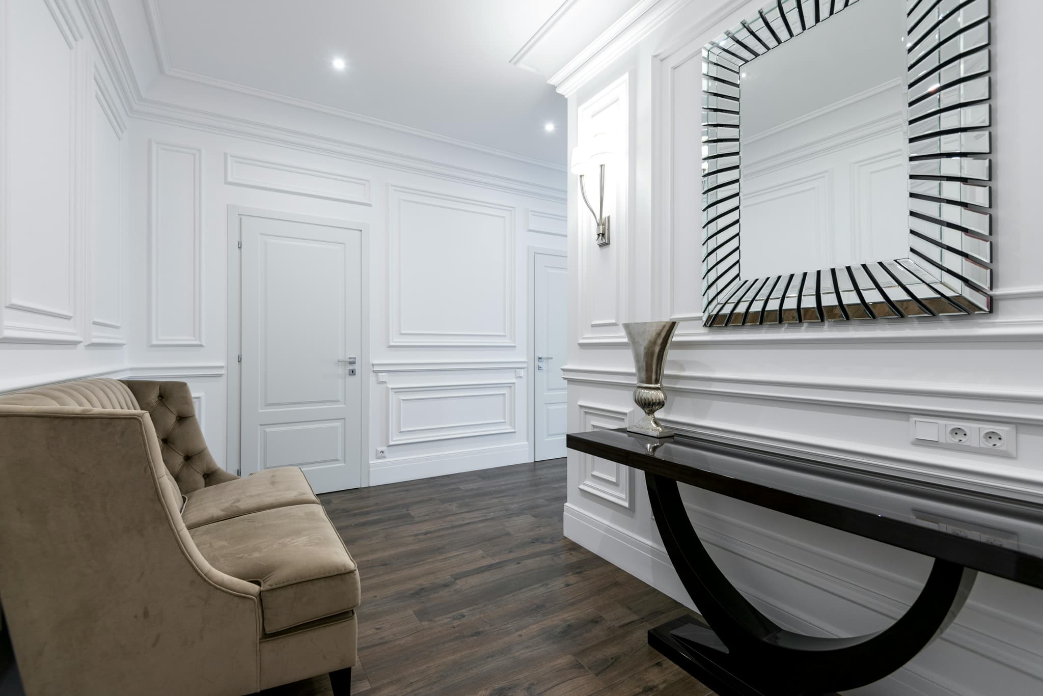 Inspiration image of a elegant entryway